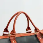 Voyager Travel Bag - Image 7
